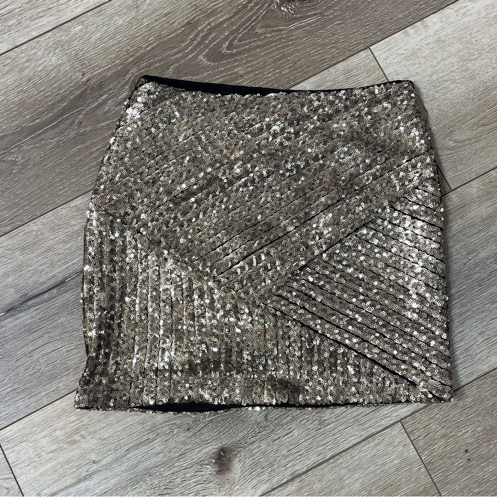Lulu's Sparkling Sequin Mini Skirt - Gold